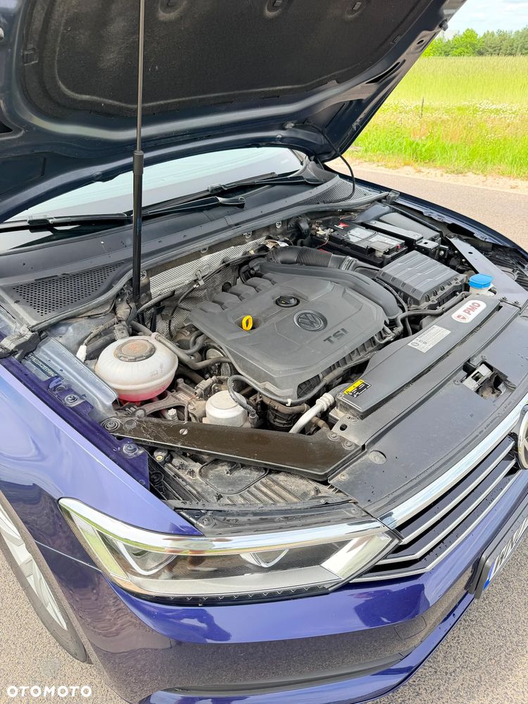 Volkswagen Passat - 27