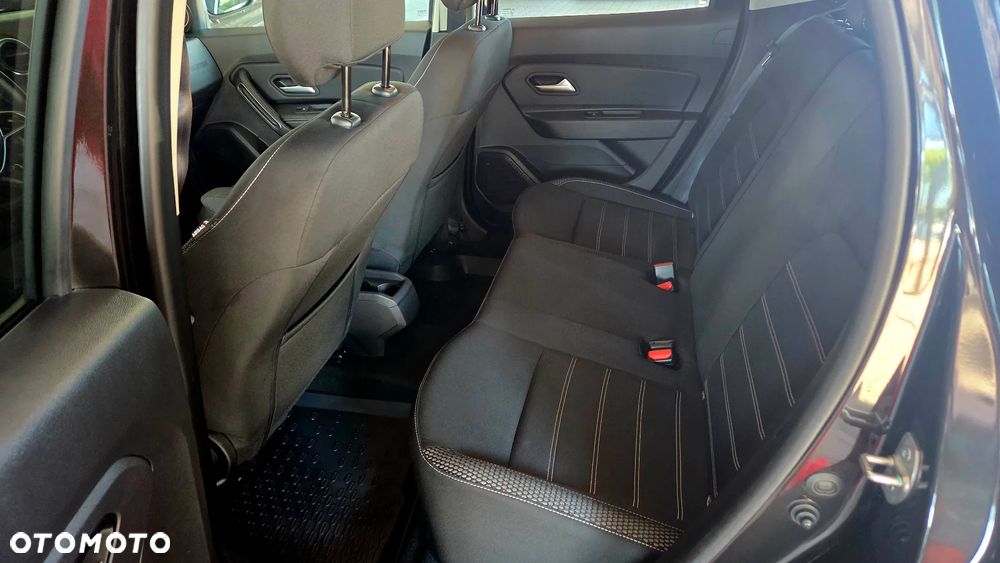 Dacia Duster 1.6 SCe Laureate S&S - 15