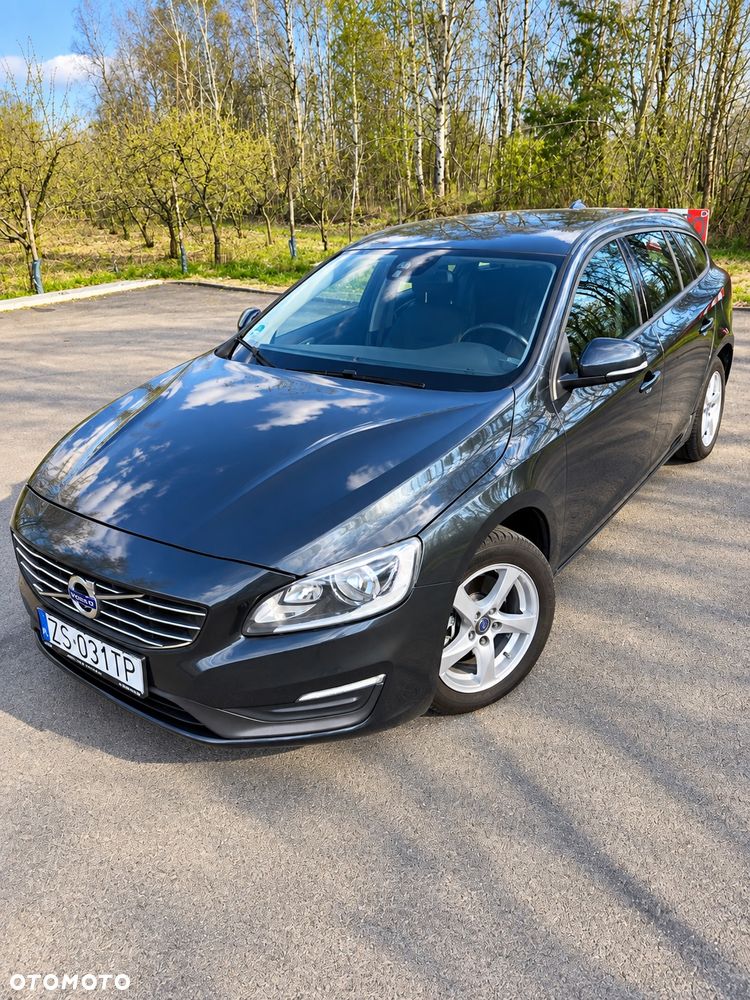 Volvo V60 D2 Summum - 7