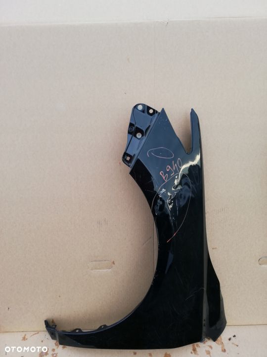 B940 BŁOTNIK LEWY TOYOTA CAMRY 2015 -> - 1