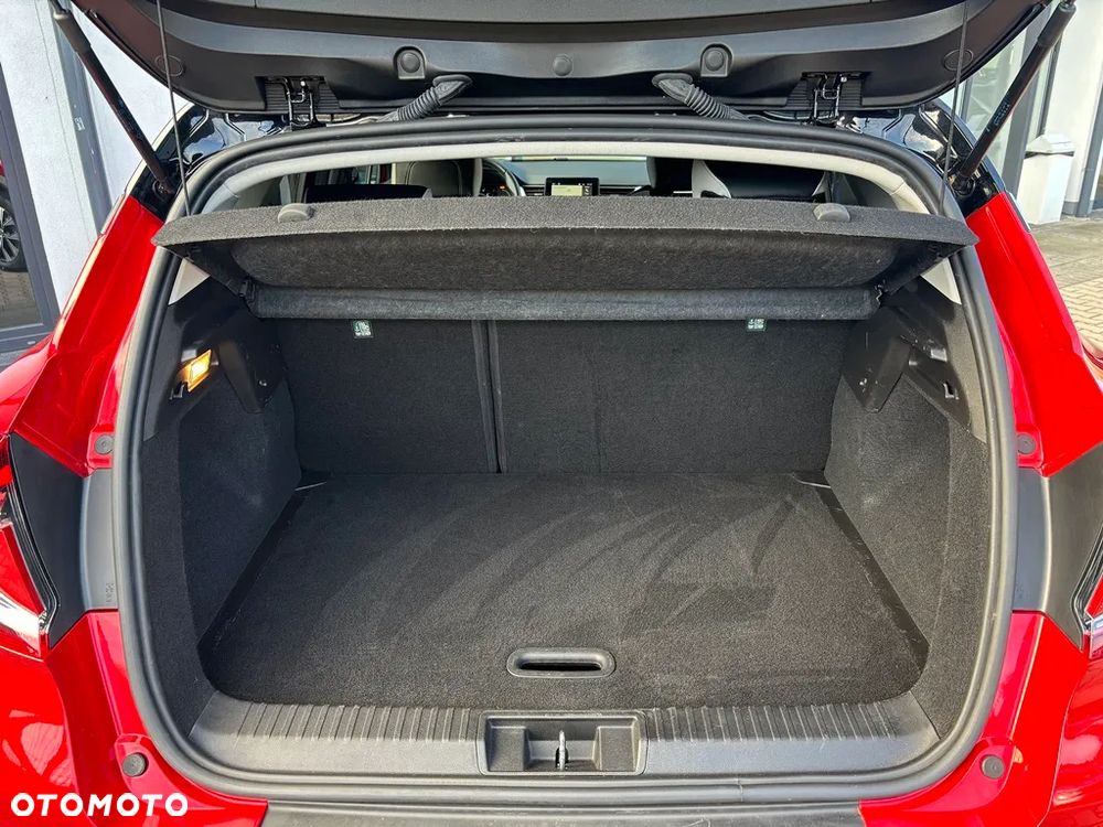 Renault Captur 1.3 TCe mHEV Techno EDC - 23