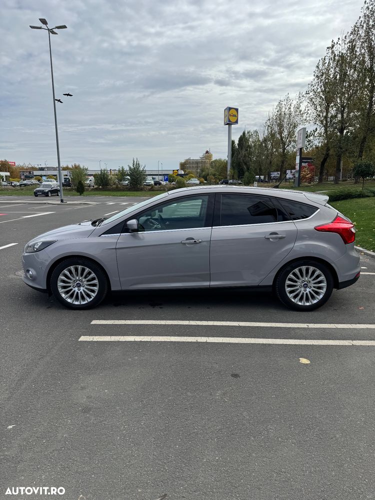 Ford Focus 2011 photo 5