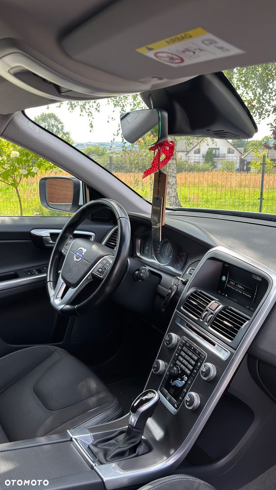 Volvo XC 60 - 36