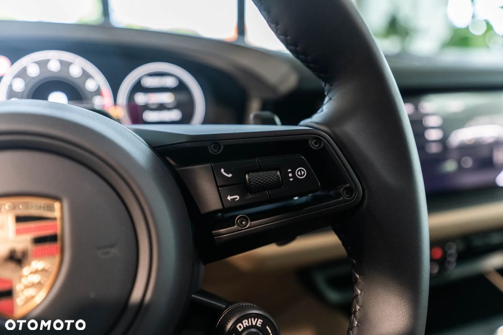 Porsche Cayenne Black Edition - 18
