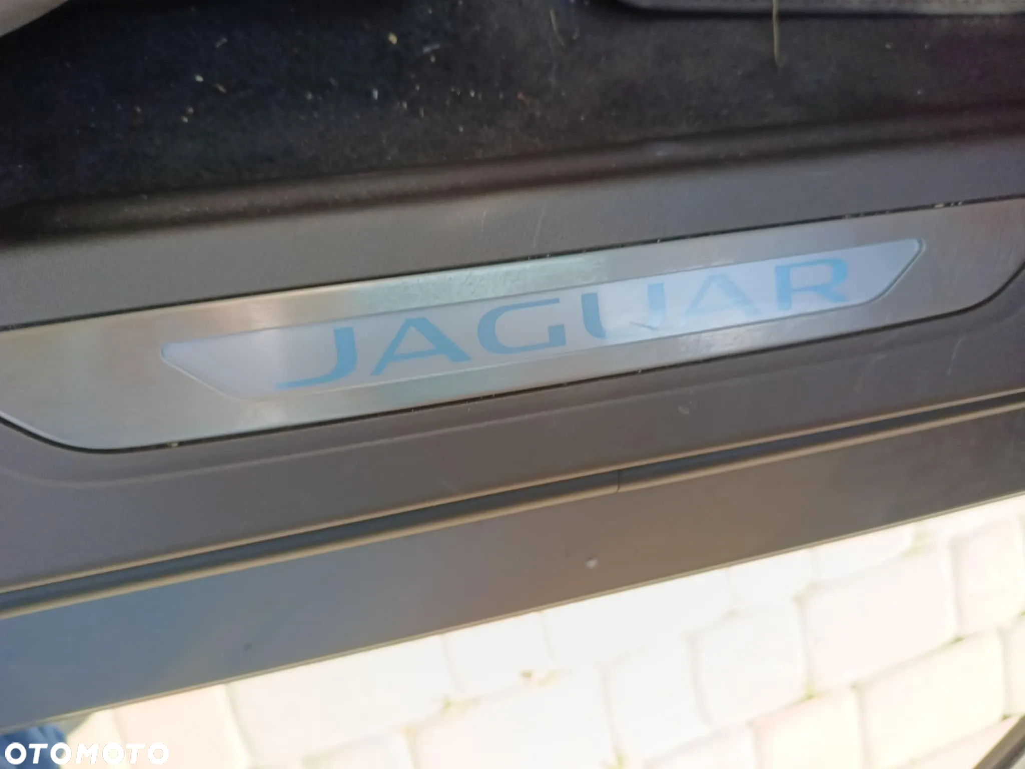 Jaguar XF 20d AWD Prestige - 8