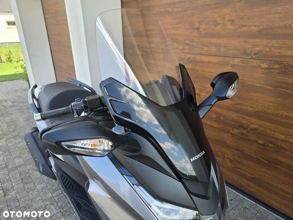 Honda NSS - 4