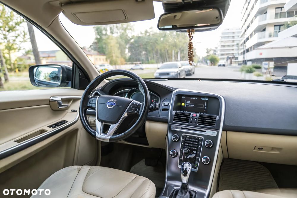 Volvo XC 60 D5 AWD Summum - 15