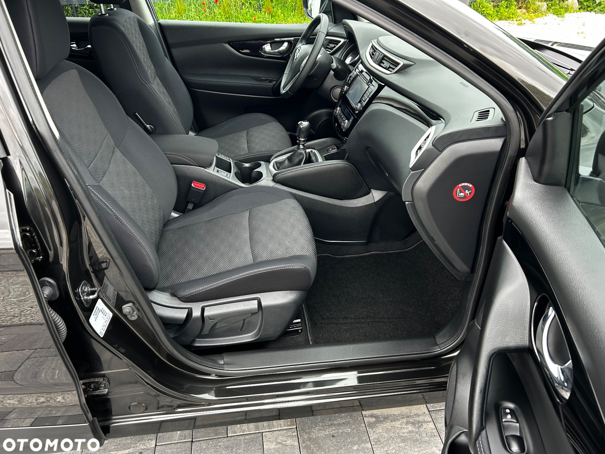 Nissan Qashqai 1.6 DIG-T N-Connecta - 15