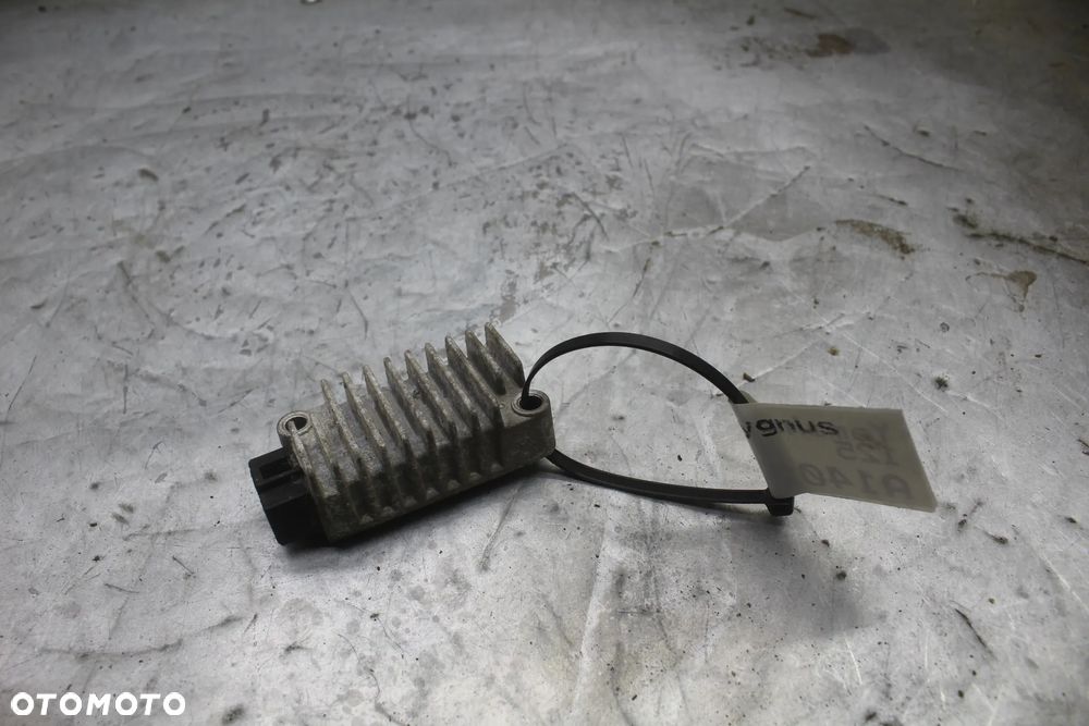 Yamaha Cygnus 125 regulator napięcia napiecia - 1