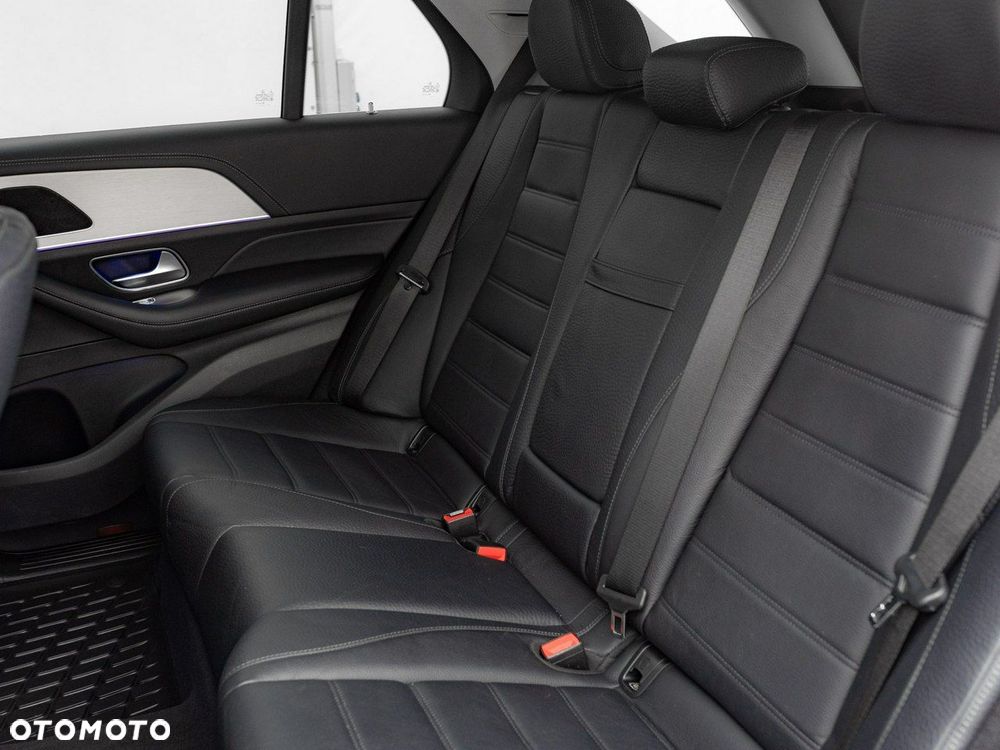 Mercedes-Benz GLE - 27