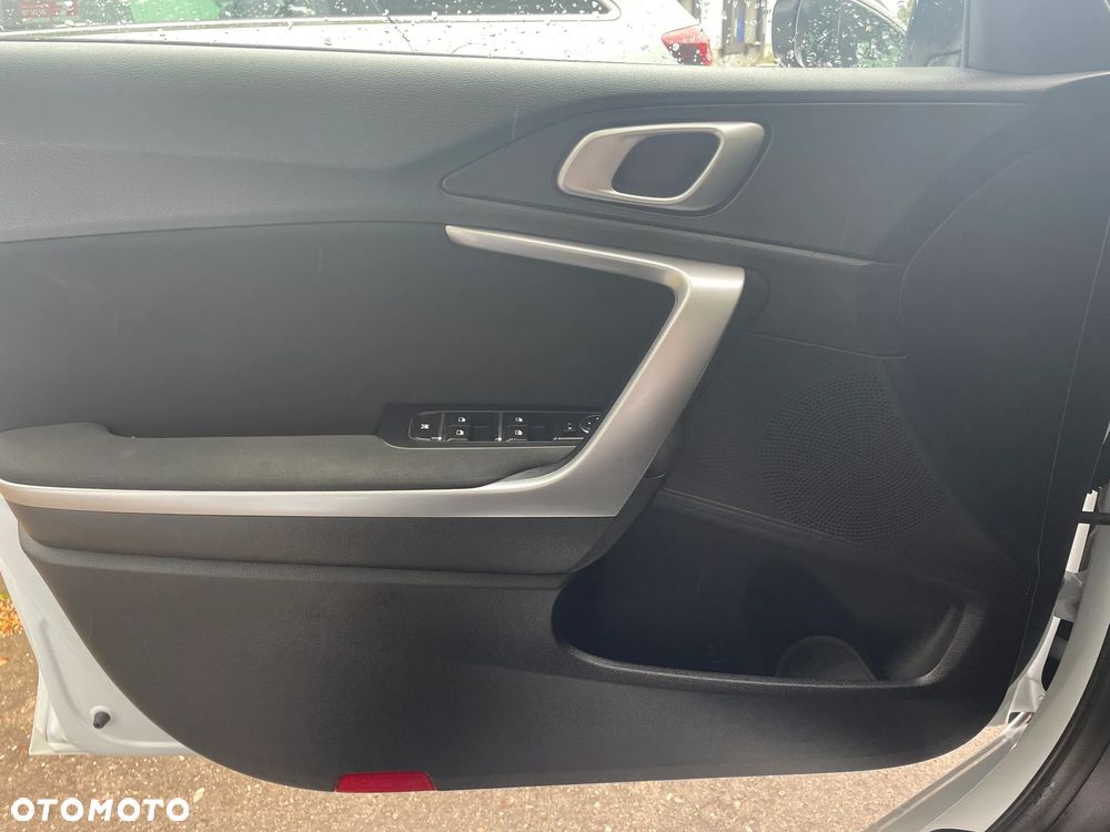 Kia Ceed 1.5 T-GDI M - 15
