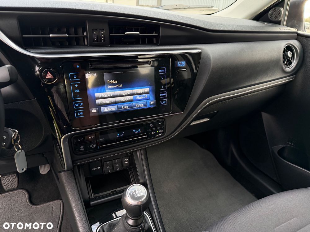 Toyota Auris 1.2 Turbo Comfort - 26