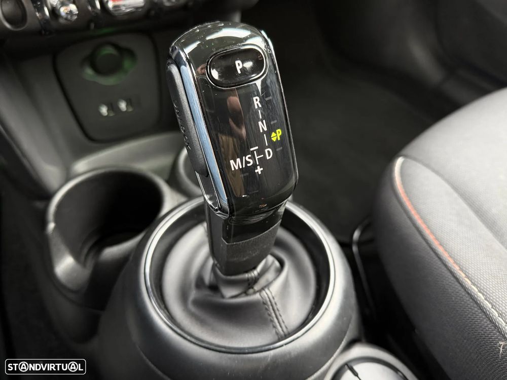 MINI 3 Portas One Auto - 37