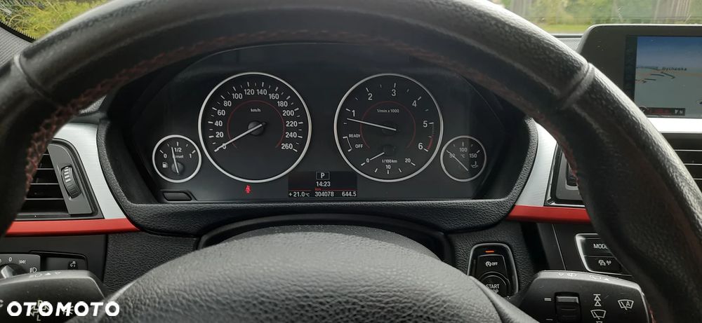 BMW Seria 3 330d Sport Line - 37