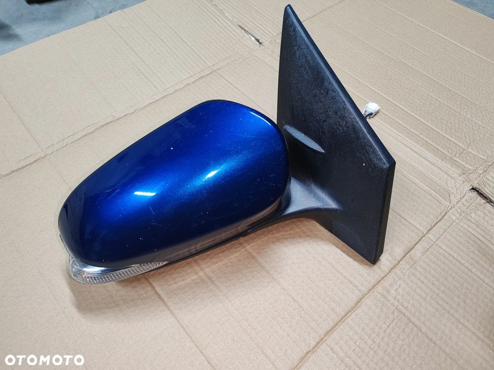 Lusterko prawe 8T5 7 PIN Toyota Auris II 12-18 - 2