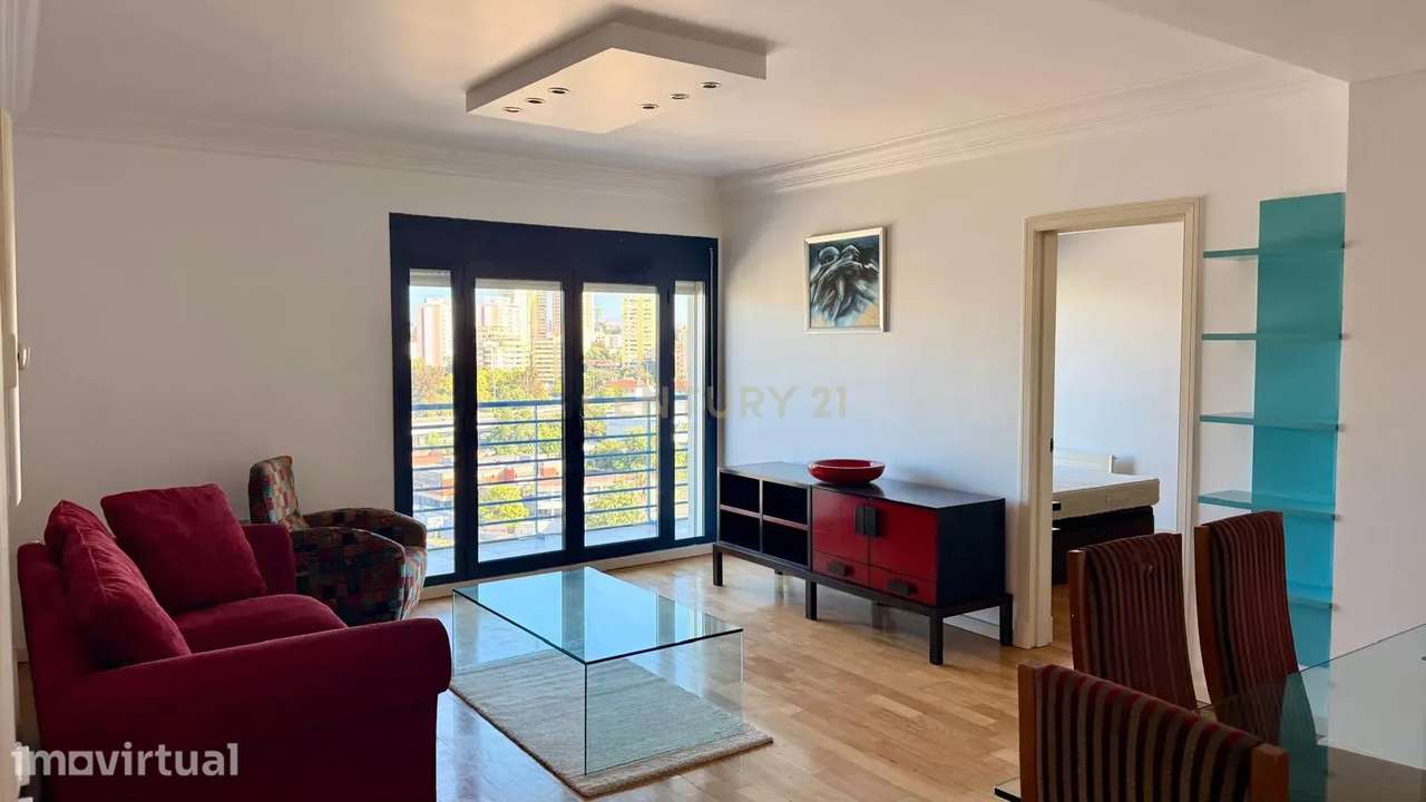Excelente Apartamento mobilado T1 com Vista Panorâmica em Sete Rios, L - Grande imagem: 3/14