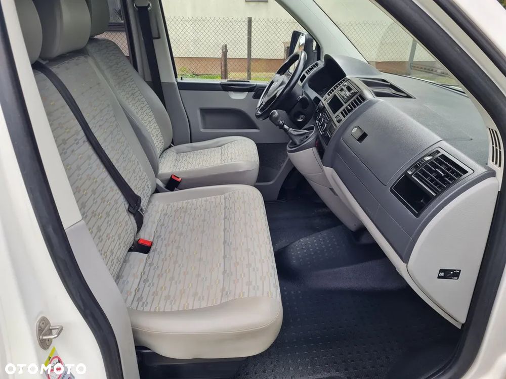 Volkswagen VW TRANSPORTER T5 LIFT DOKA 2,0 TDI - 23