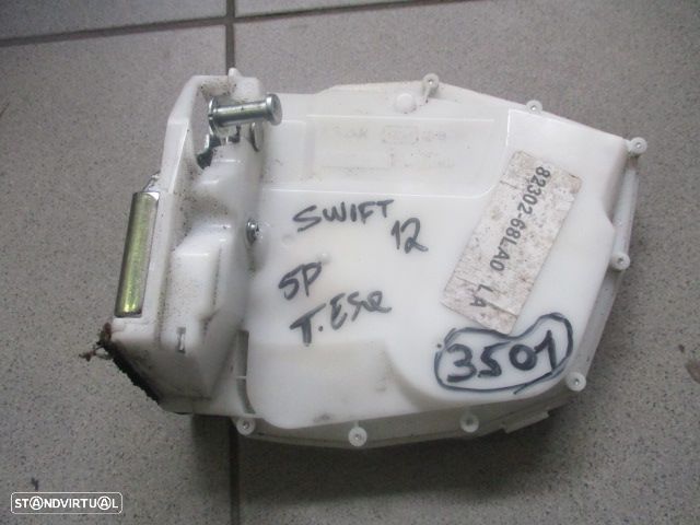 Fecho 8230268LA0LA SUZUKI SWIFT 2012 TE 2 PINOS SUZUKI SWIFT 4 2011 1.3DDIS 75CV 5P BRANCO TESQ - 1