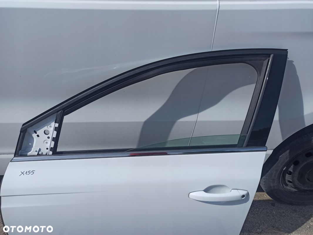 Drzwi lewy przód kompletne RENAULT MEGANE IV KOMBI HB OV369 18r - 2