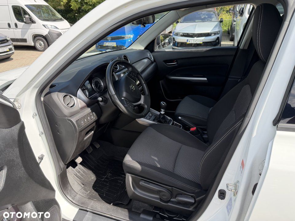 Suzuki Vitara - 10