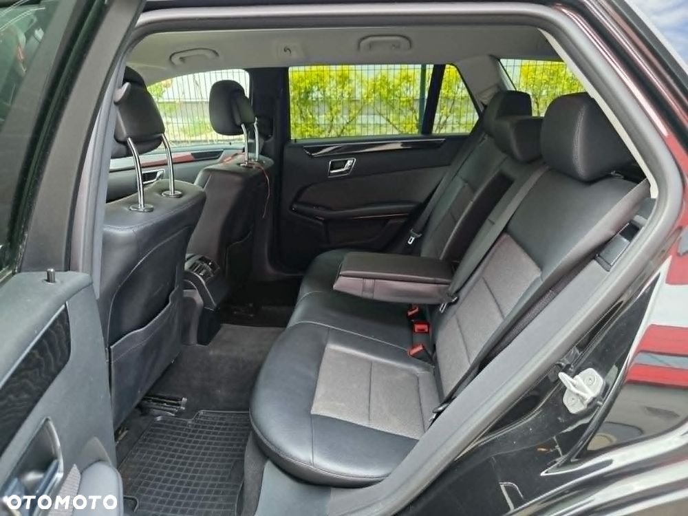 Mercedes-Benz Klasa E 250 BlueTEC Avantgarde - 12