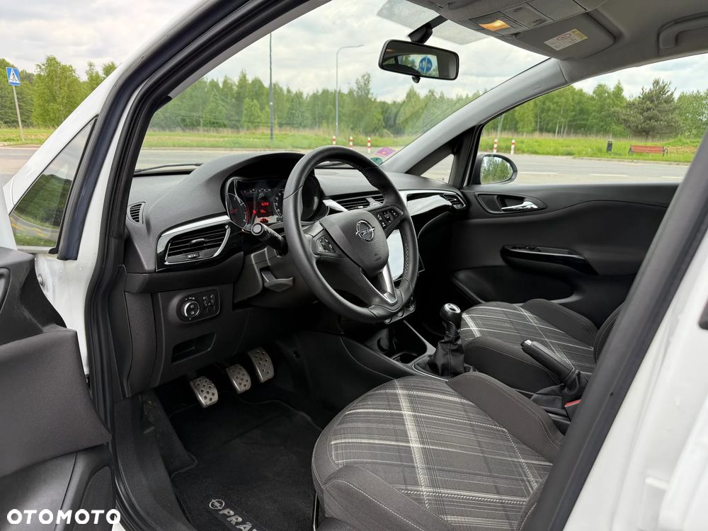 Opel Corsa 1.4 16V Cosmo - 7