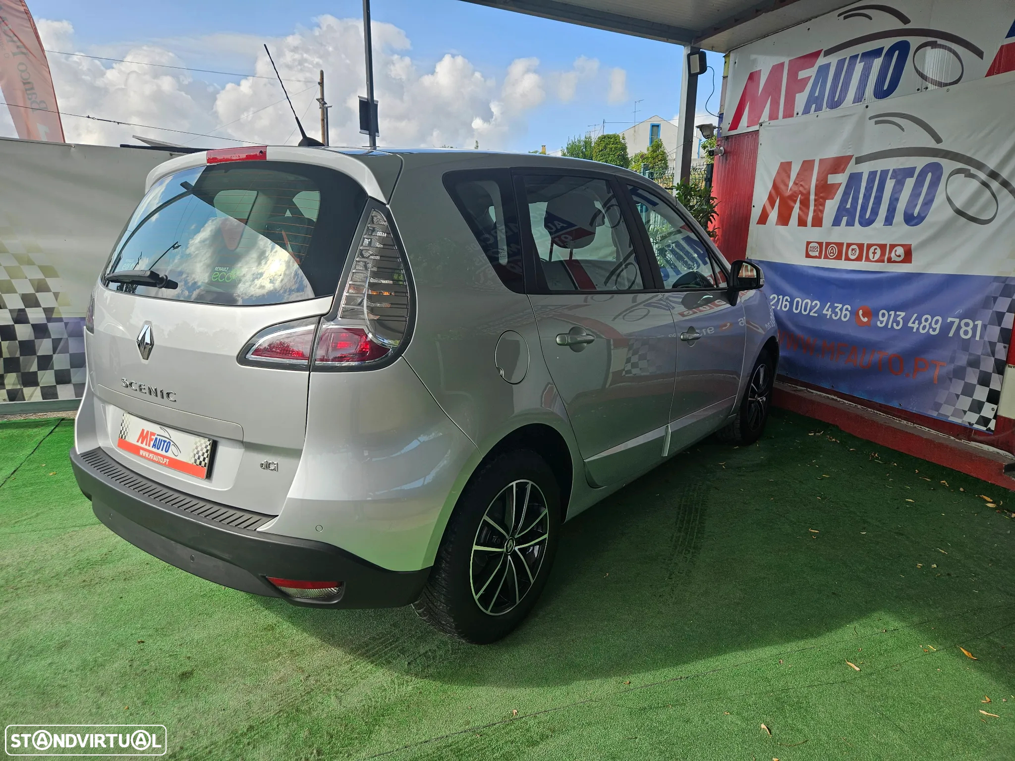 Renault Scénic dCi 110 LIMITED - 4