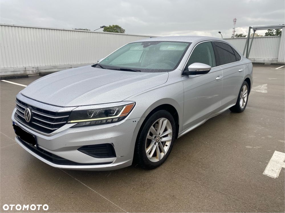 Volkswagen Passat - 8