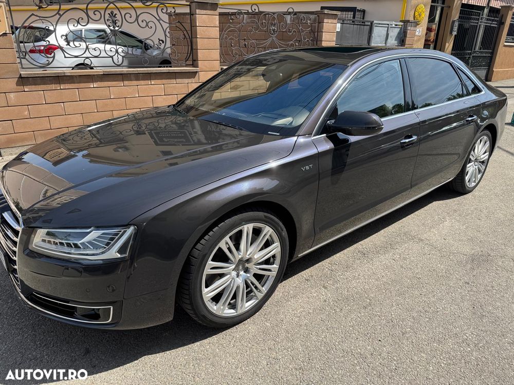 Audi A8 4.2 TDI DPF (clean diesel) quattro tiptronic Lang - 12