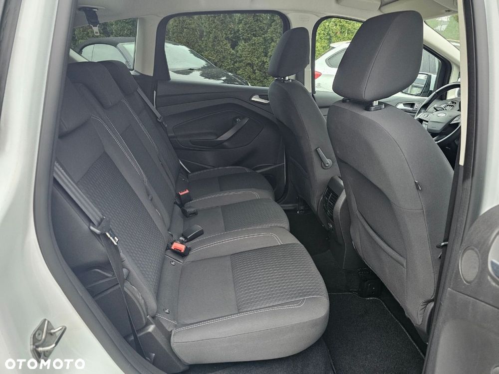 Ford C-MAX - 19