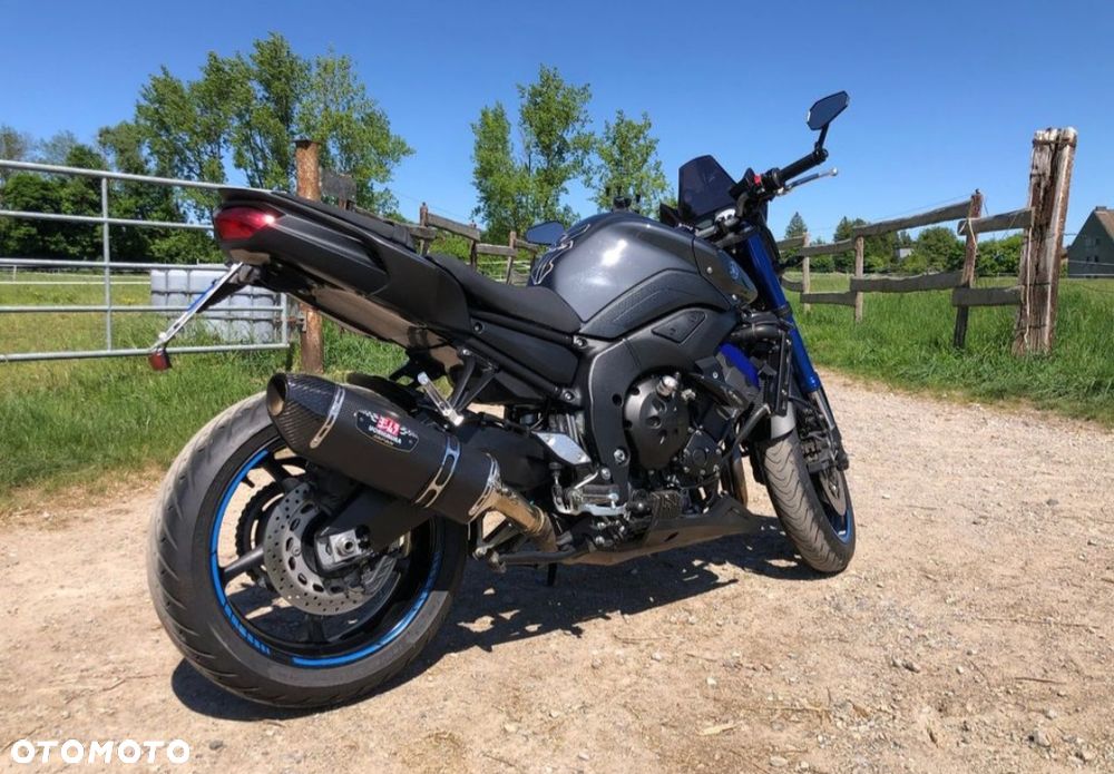Yamaha FZ8 - 8