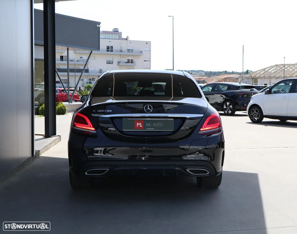 Mercedes-Benz C 300 de AMG Line - 5