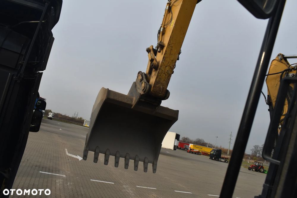 Caterpillar 326FL - 14