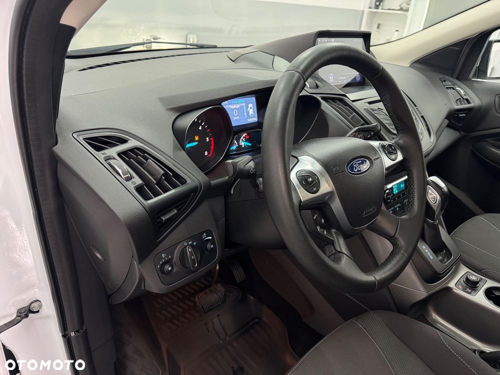 Ford Kuga 2.0 TDCi 4x4 Individual - 23