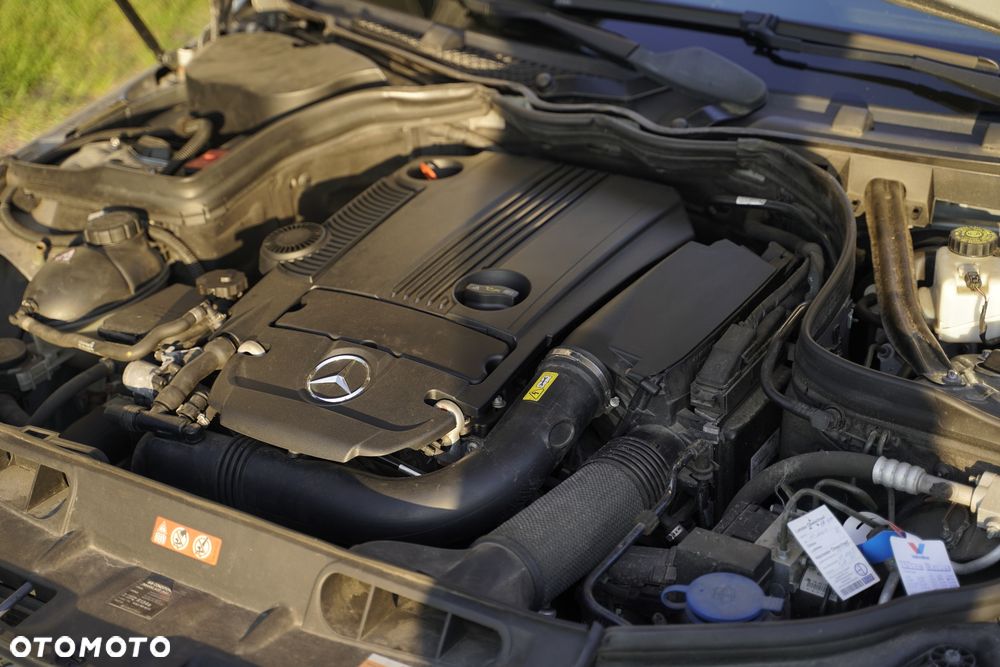 Mercedes-Benz Klasa C 180 BlueEFFICIENCY - 38