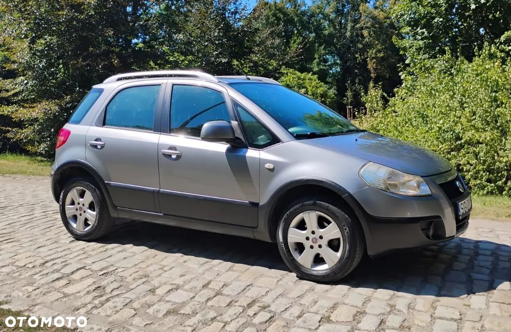Fiat Sedici 1.6 16V 4x4 Emotion - 1
