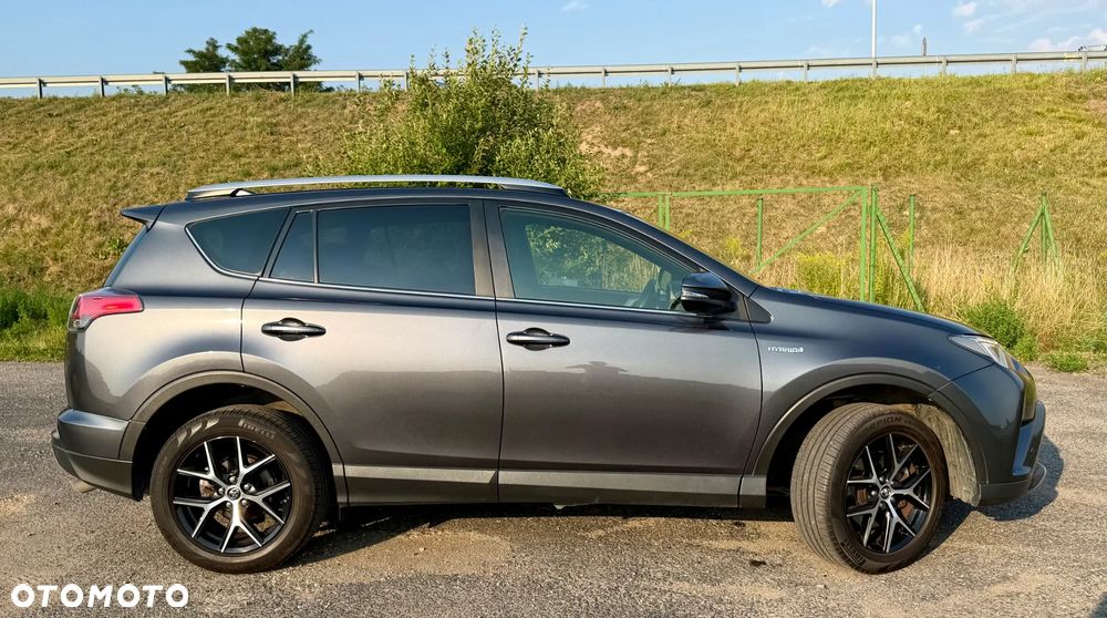 Toyota RAV4 Hybrid Premium 4x2 - 4