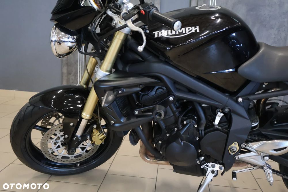 Triumph Street Triple - 14