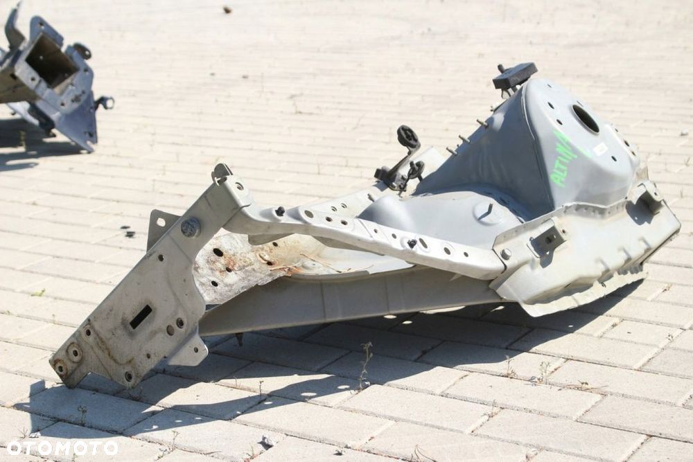 Podłużnica Lewy Przód Fartuch Kielich Altima L32 - 7