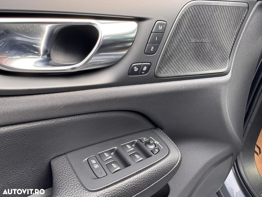 Volvo S60 T8 Recharge AWD Geartronic Inscription - 28
