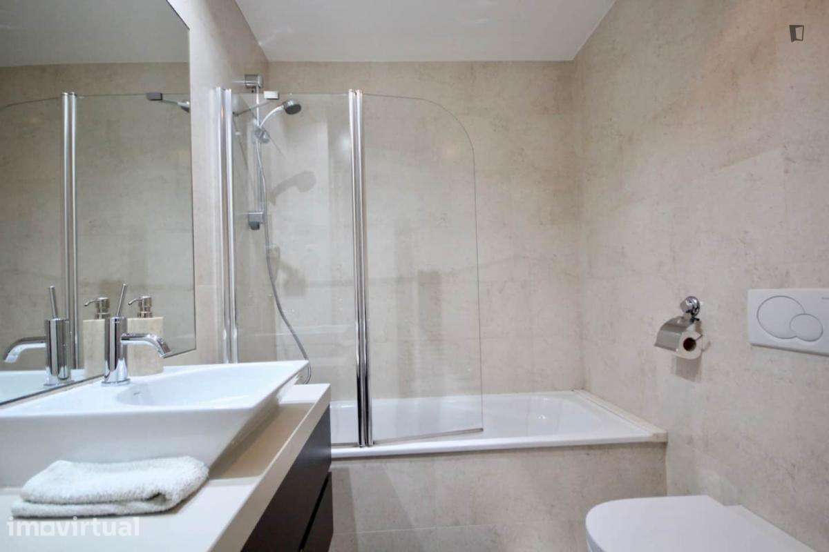 Apartamento com 1 quartos - localizado em Lisbon - Grande imagem: 5/19