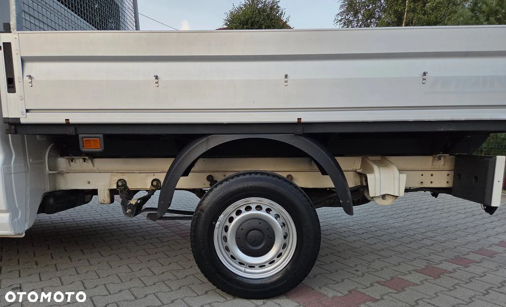 Volkswagen Crafter - 13