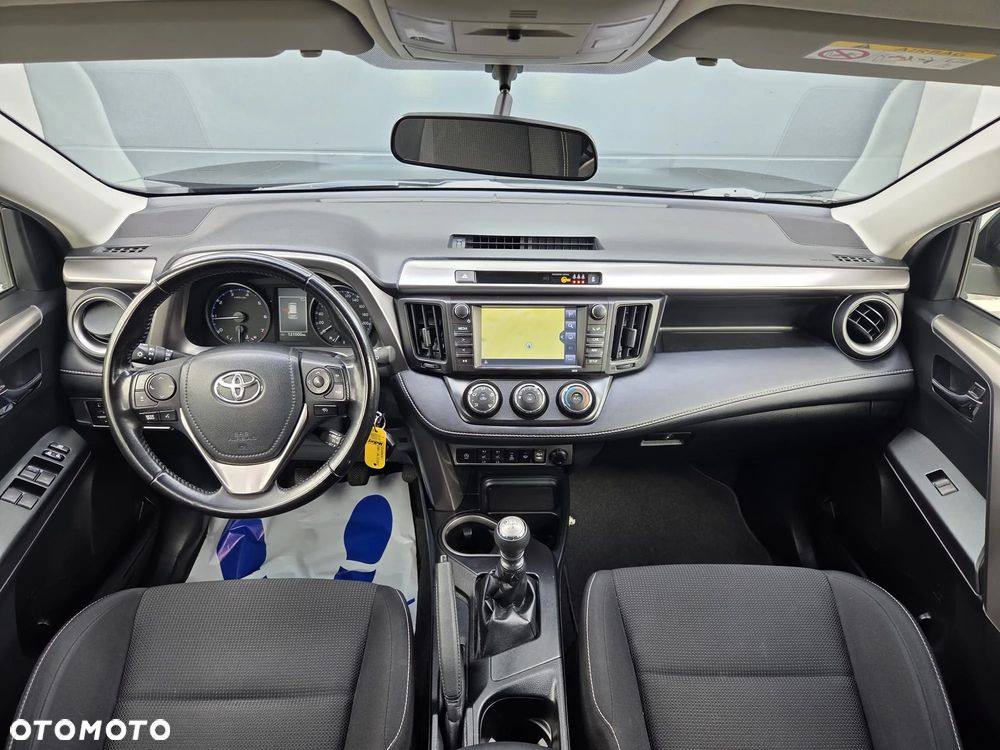 Toyota RAV4 2.0 D-4D Premium 4x2 - 23