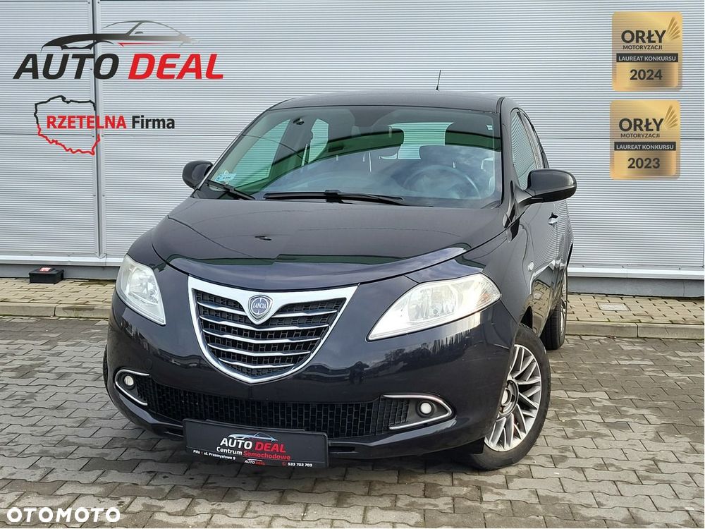 Lancia Ypsilon