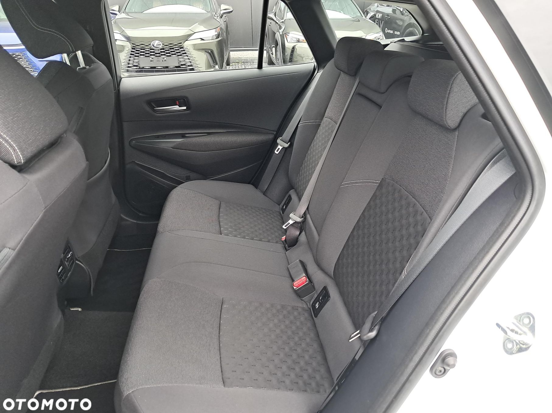 Toyota Corolla - 14