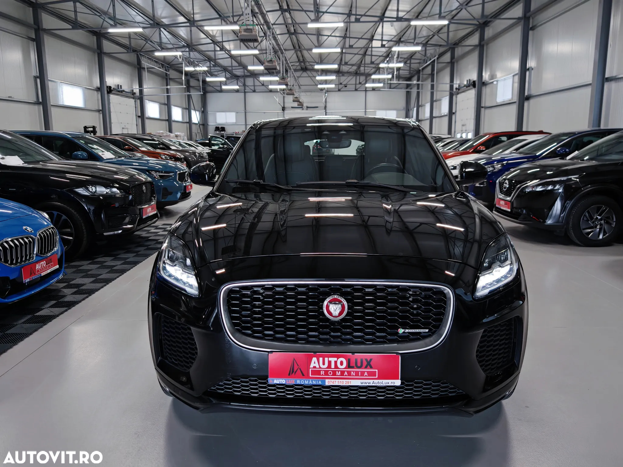 Jaguar E-Pace P200 AWD Aut. R-Dynamic - 3