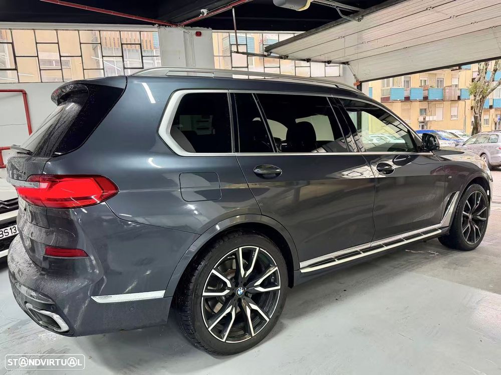 BMW X7 xDrive40d - 8