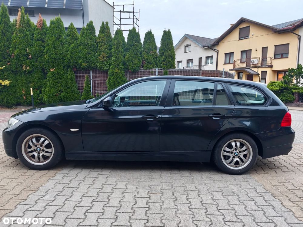 BMW Seria 3 - 10