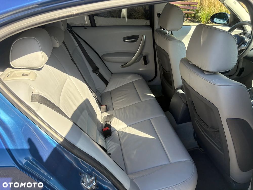 BMW Seria 1 118d - 9