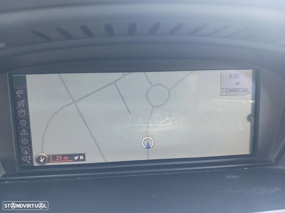 BMW 318 d Navigation - 23